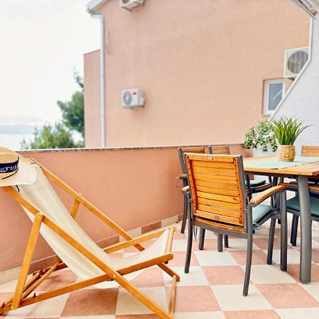 Apartmani Nikola Baška Voda Extérieur photo