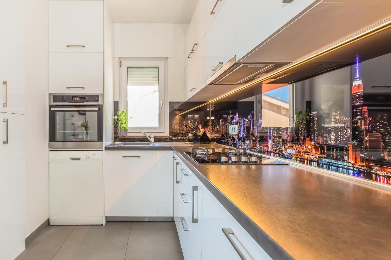 Apartmani Nikola Baška Voda Extérieur photo