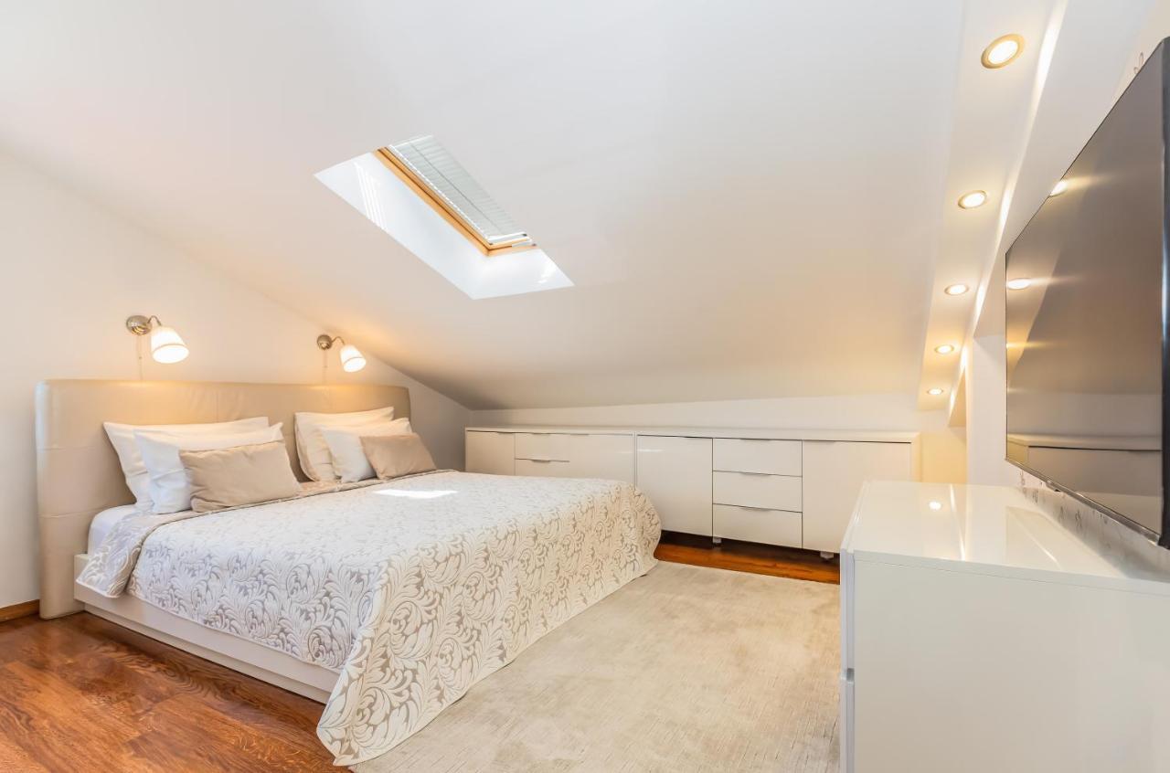 Apartmani Nikola Baška Voda Extérieur photo