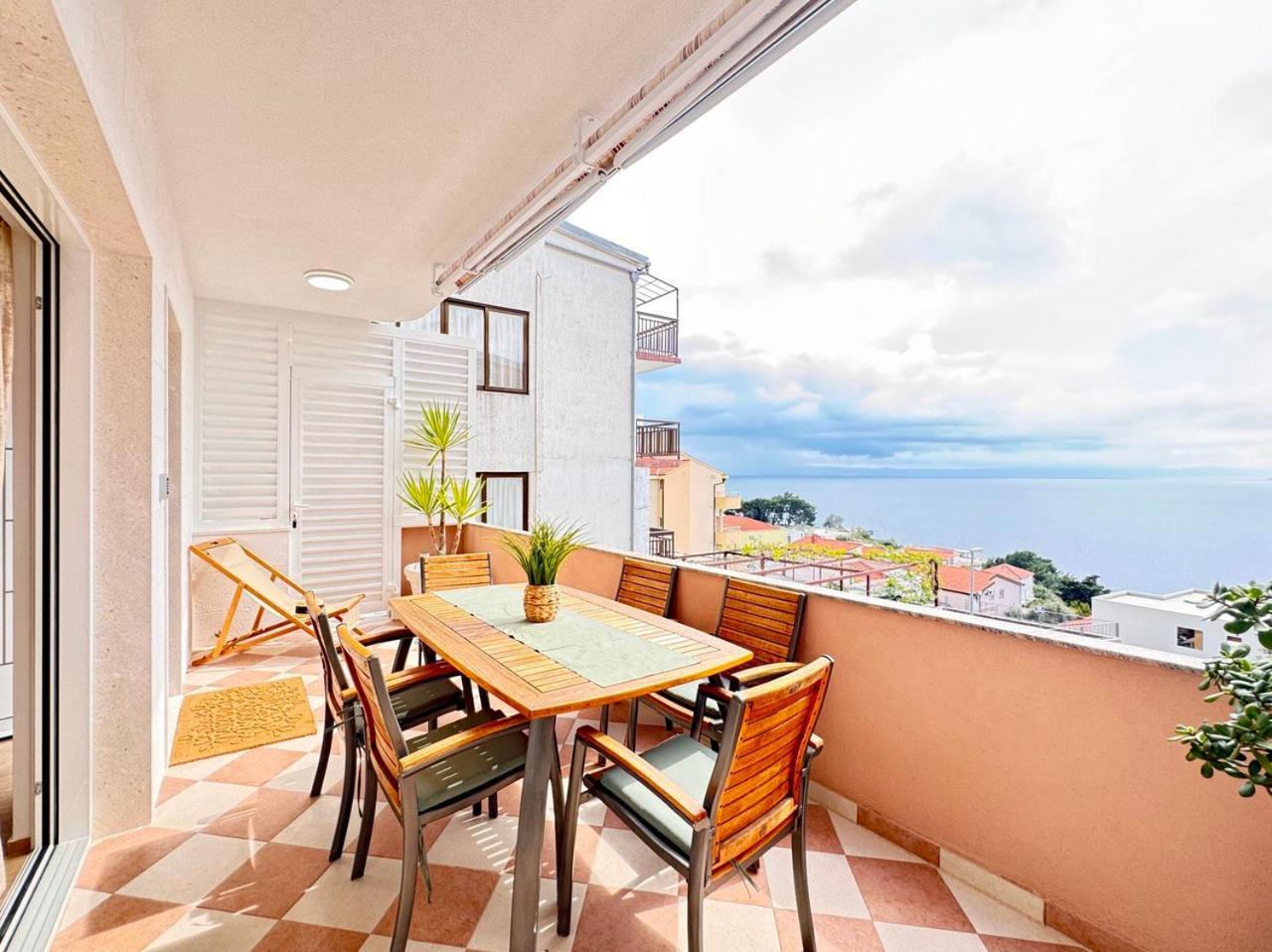 Apartmani Nikola Baška Voda Extérieur photo