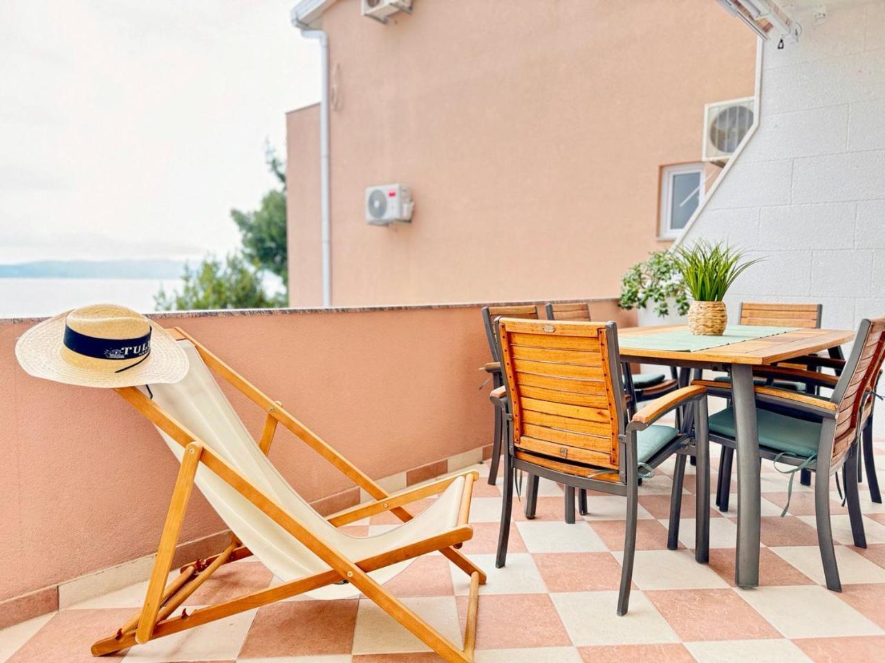 Apartmani Nikola Baška Voda Extérieur photo